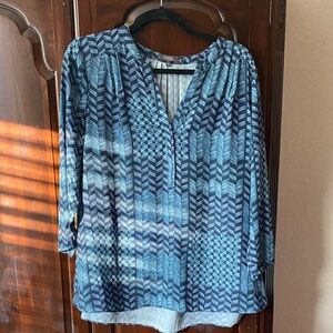 NYDJ Blue and Gray Geometric Blouse